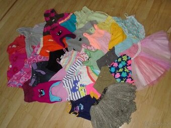 balík oblečení vel. 98 až 104 na holku