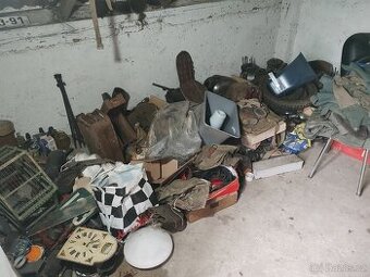 Vyklízení půdy JAWA ČZ díly mustang pionýr kývačka panelka