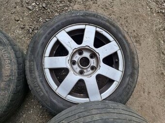 sada Alu kola disky orig Volkswagen 3B0601025 5x1