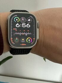 Apple Watch Ultra 49mm titanové