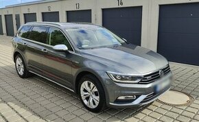 VW Passat Alltrack BiTdi 176kW Top Výbava Nehavarované