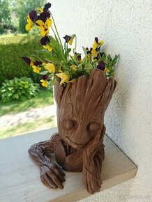 Květináč Groot