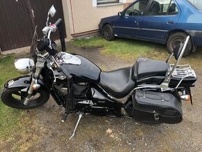 Suzuki Intruder M800