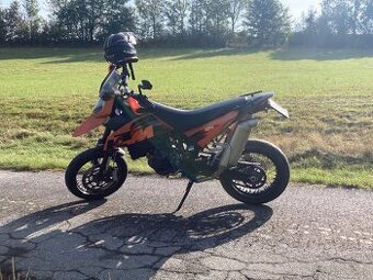 KTM 690sm