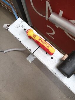 Kleště Knipex