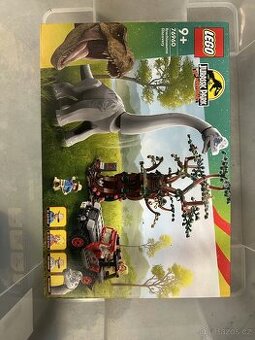 Objev brachiosaura (76960)