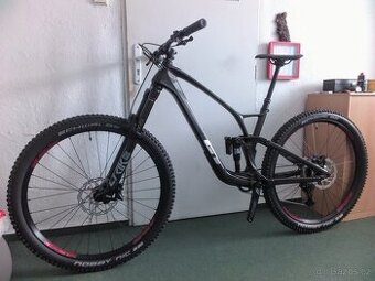 GT Sensor Carbon 2024