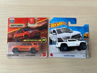 Matchbox Toyota chase + HW Toyota