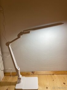 Stolní lampa