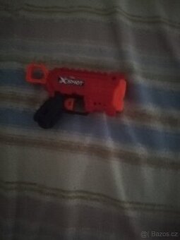 Prodám nerf pistolku na jeden náboj