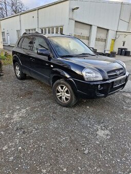 Hyundai Tucson 2,0crdi 110kw 2009 - 1