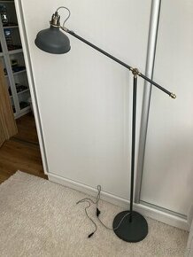 REZERVACE: Stojací lampa ARTHUR (150cm)