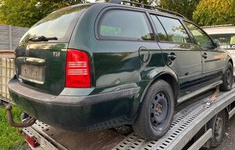 Skoda octavia 1 4x4 veskere nahradni dily