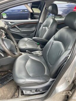 Citroen C5 kožený interiér