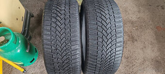 2 zimní pneumatiky BRIDGESTONE 225/40R18 92V 6,00mm DOT 2021