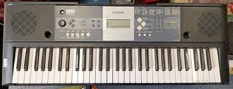 Klávesy Yamaha