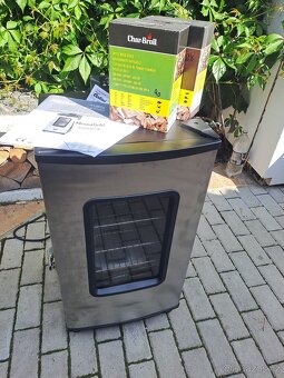 Elektrická udírna,4 rošty,digitální ovládání+obal,záruka