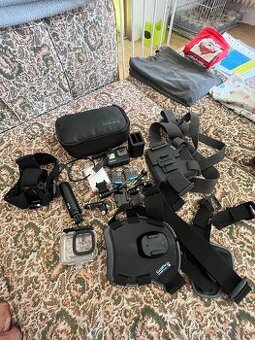 Go pro hero 8 plus mnoho příslušenství.