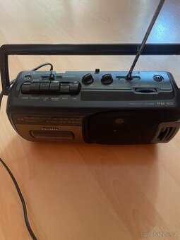 Rádio aiwa
