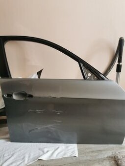 Pravé přední dveře BMW e90/91, facelift