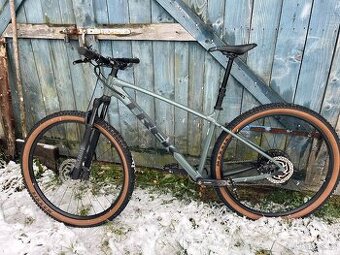 MTB Trek Marlin 7 gen3 šedá velikost ML