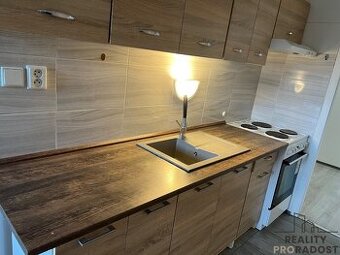 Nabízím k prodeji byt 3+1/L , byt 3+1 sídliště Mojžíř