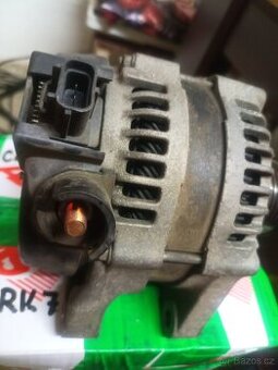 Alternátor C-MAX 2.0 TDci