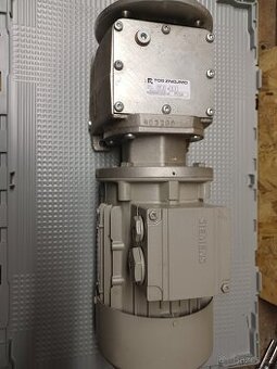 Motor Siemens s převodovkou TOS