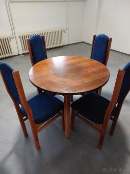 Dubový stůl a židle