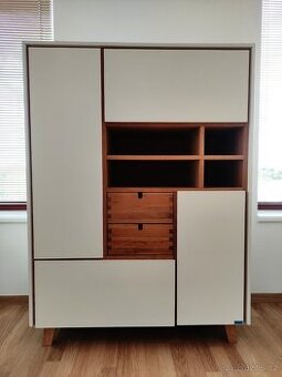 Luxusní komoda NOVEL, masiv