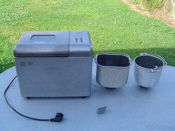 PRODÁM DOMÁCÍ PEKÁRNU TEFAL - TOP STAV