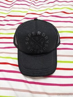 Nová kšiltovka Superdry