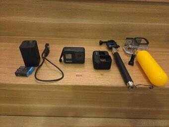 GoPro HERO8 Black – VELKÝ SET(2x baterie, Dual Charger, 64G)