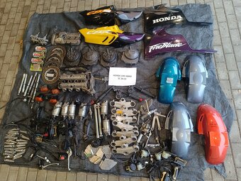 Díly Honda CBR 900R Fireblade