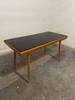 Konferenční stolek - J. Jiroutek