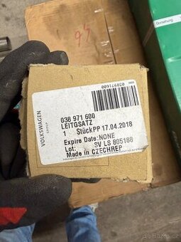 Lišta na vstřikovače PD 038 971 600