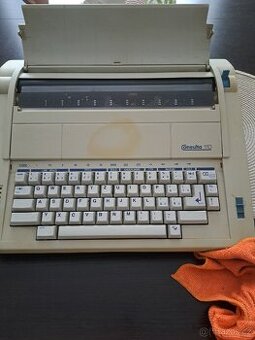 Prodám psací stroj Consulta 110