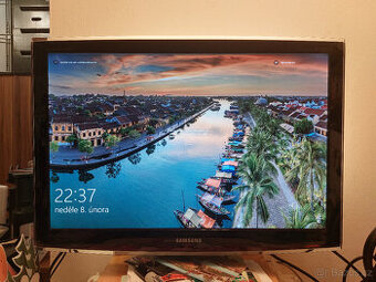 Samsung T260HD, 26" 1920x1200, 2x HDMI, VESA úprava