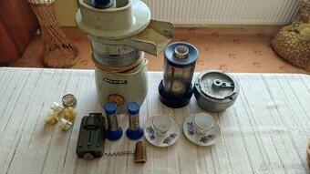 Mixér ETA, svítilny, hrnečky