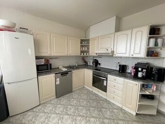 Pronájem prostorného bytu 3+1 Olomouc, Mošnerova - 1