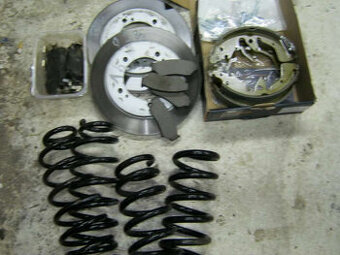 brzby,kotouče,pakny,pružiny