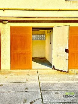 Pronájem garáže 17 m², Staré Město, ev.č. 03484