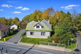 Prodej dvougeneračního domu v obci Všemina, okr. Zlín, CP 38