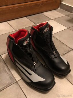 boty na běžky SKOL