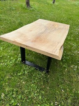 Stolek konferenční