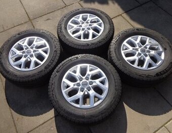 Ford Transit Karavan / Transit letna sada kol 235/65R16C