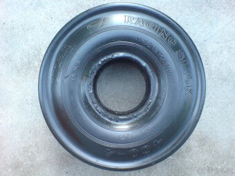 Motokára pneumatika barum continental stomil s hřeby hladkou