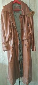 Dámský kožený kabát s kapucí - 1