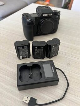 FUJIFILM X-H2S (3 baterky a nabíječka)