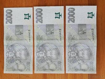 Bankovky 2000Kč z roku 2007